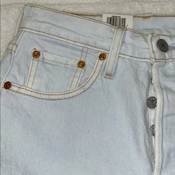 WOMEN’S PREMIUM LEVIS 501 SKINNY HIGH RISE LIGHT WASH SIZE 25